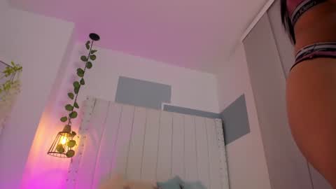 hanah_gray online show from July 29, 11:21 am