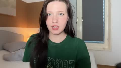 hanahwoods online show from June 11, 2:53 am
