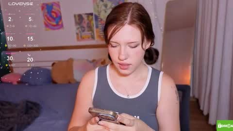 hanahwoods online show from February 19, 4:23 am