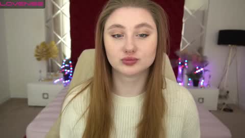 Snapshot of handsome_d_ chatting on December 16, 7:32 pm Dayana online show from December 16, 7:32 pm