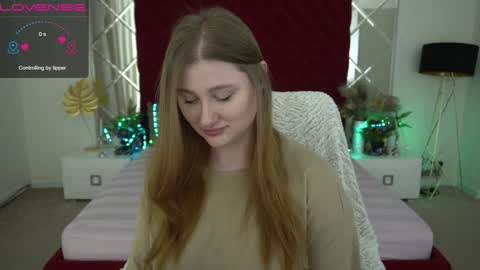 Snapshot of handsome_d_ chatting on January 4, 5:27 am Dayana online show from January 4, 5:27 am
