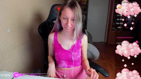 Snapshot of handsome_whale chatting on February 25, 2:36 am Mila online show from February 25, 2:36 am