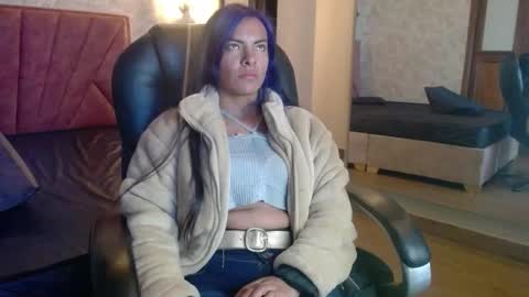 Hanna online show from November 20, 7:37 pm