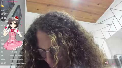 Snapshot of hanna_corne chatting on December 11, 11:41 am HANNA online show from December 11, 11:41 am