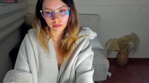 Hanna online show from June 11, 12:32 am