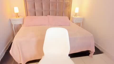 Snapshot of hanna_fost chatting on October 21, 1:37 pm im Hanna online show from October 21, 1:37 pm