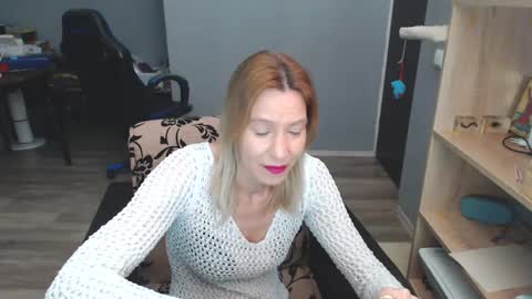 Snapshot of hanna_ha chatting on February 28, 7:46 pm hanna_ha online show from February 28, 7:46 pm