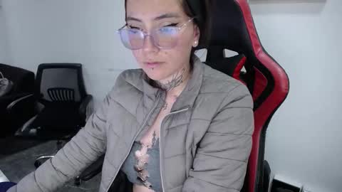 mara online show from March 10, 9:30 pm