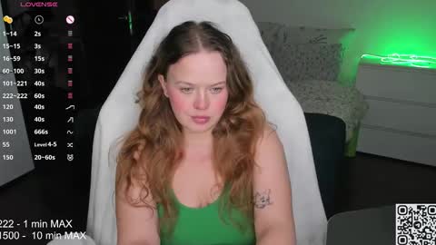 Snapshot of hanna_montanas chatting on September 18, 5:00 pm hanna montanas online show from September 18, 5:00 pm