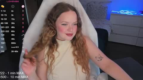 Snapshot of hanna_montanas chatting on September 24, 1:54 pm hanna montanas online show from September 24, 1:54 pm