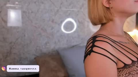 Hanna  online show from April 30, 8:57 pm