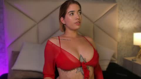 Hanna  online show from June 16, 7:59 pm