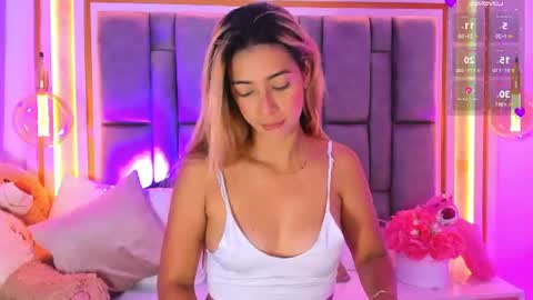Eliana online show from July 23, 1:07 am