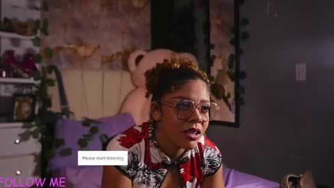 Hanna online show from May 3, 2:26 am