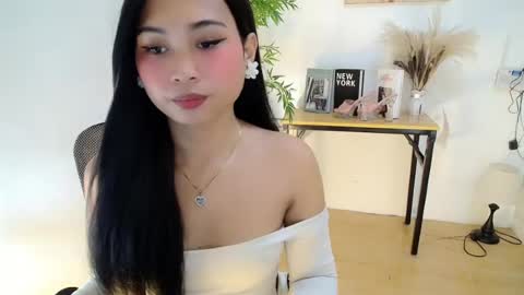 Riah online show from July 6, 4:29 am