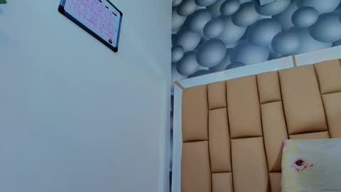 hannah_teehn online show from December 14, 6:57 pm