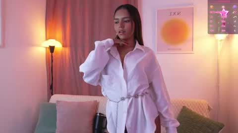 HANNAH online show from March 9, 11:13 am