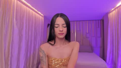 HANNAH J online show from March 7, 1:18 pm