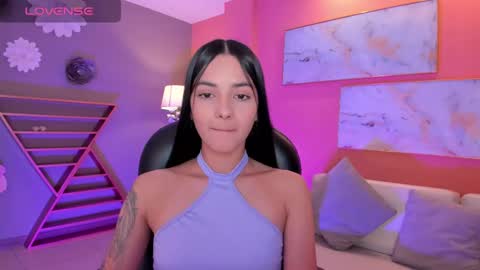 HANNAH J online show from February 18, 7:21 pm