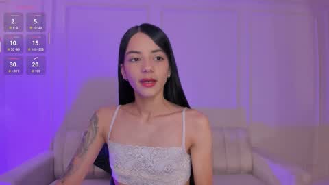 HANNAH J online show from November 18, 12:39 pm