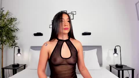 Hanna Os online show from July 6, 11:37 am