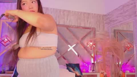hannaprada1 online show from July 24, 11:41 am