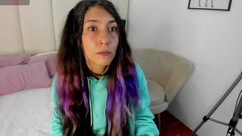 Snapshot of hannaqueen23 chatting on February 12, 7:34 am hannaqueen23 online show from February 12, 7:34 am