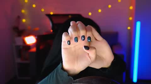 hannarosie online show from November 21, 7:16 pm