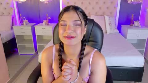 hannasthone online show from March 12, 3:26 pm