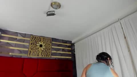 Hanny  online show from June 14, 11:54 am