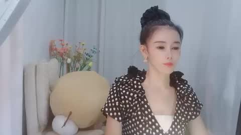 Daisy online show from July 6, 3:03 pm