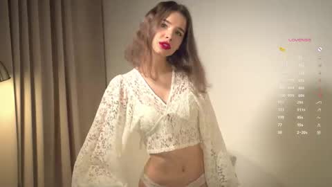 Evy  online show from May 3, 12:03 am