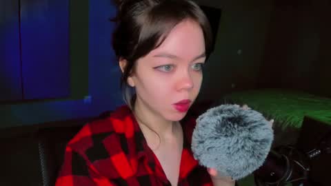 Snapshot of haribo_asmr chatting on March 2, 7:32 am Miss Hari online show from March 2, 7:32 am