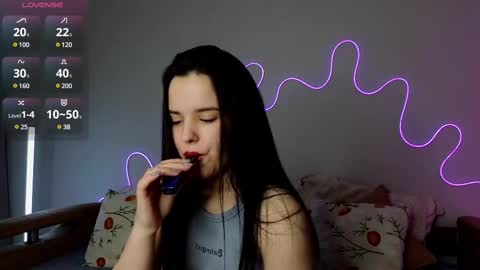 Snapshot of harleen_moore chatting on March 11, 8:09 pm Harleen online show from March 11, 8:09 pm