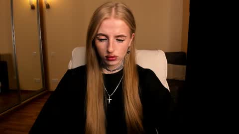 Julia online show from June 15, 5:29 am
