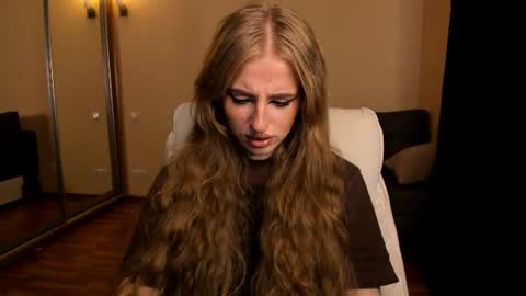 Julia online show from June 25, 6:07 am