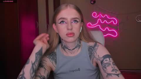 Julia online show from February 2, 5:10 am