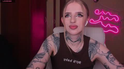 Julia online show from January 31, 4:58 am