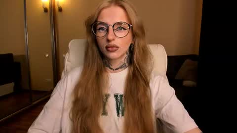 Julia online show from June 23, 5:38 am