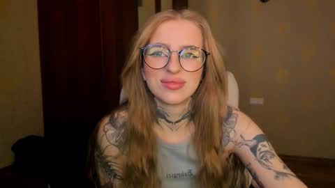 Julia online show from November 28, 6:16 am