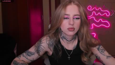 Julia online show from January 19, 5:05 am