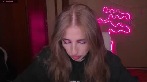 Julia online show from March 8, 5:03 am