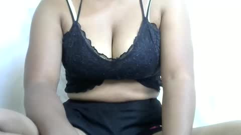 harmalie online show from March 12, 8:39 am