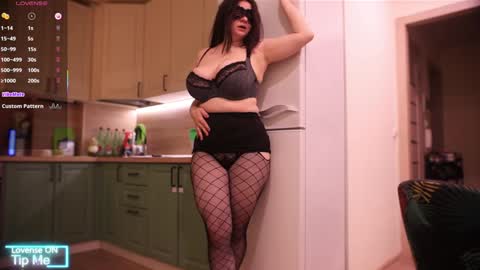 Sophia  online show from November 5, 7:46 am