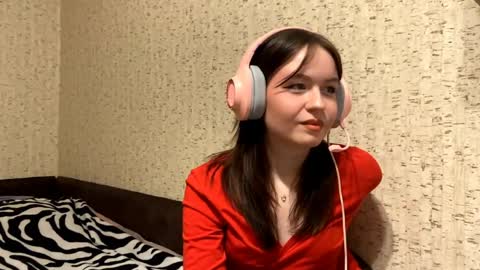 Mary online show from April 30, 8:57 pm