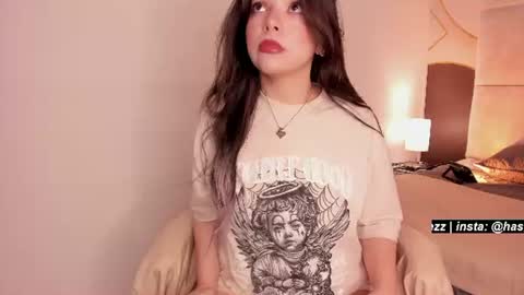 has_gonzalezz online show from June 18, 5:31 am