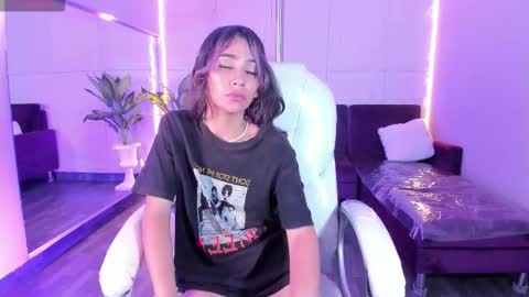 HasleyCarter online show from October 22, 4:28 am