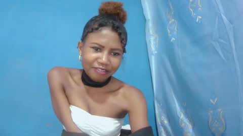 hasleyinah online show from July 11, 1:55 pm