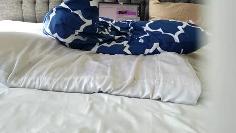 Snapshot of hawt_ass_milf chatting on September 16, 5:21 pm Amber - or vip online show from September 16, 5:21 pm