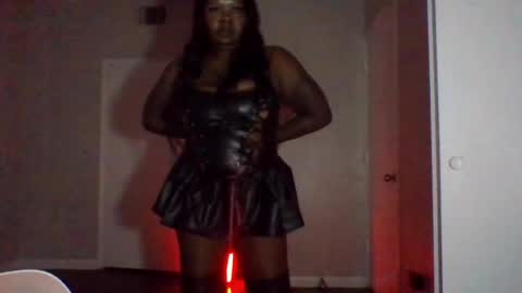 hawtchoc37 online show from July 1, 7:30 am